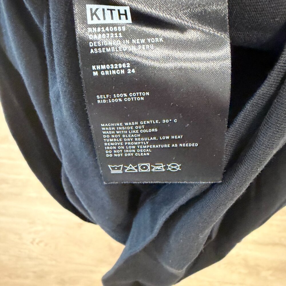 Kith x Dr. Seuss Grinch Holiday Graphic T Shirt Black Mens Large - Picture 9 of 9